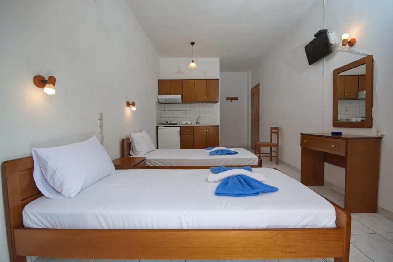Nikis Rooms Kalamakia ภายนอก รูปภาพ