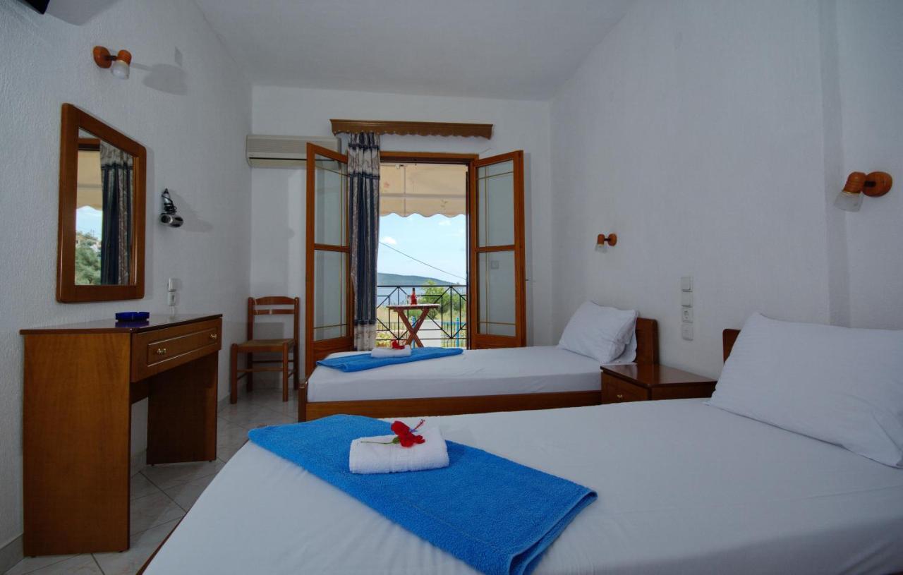 Nikis Rooms Kalamakia ภายนอก รูปภาพ